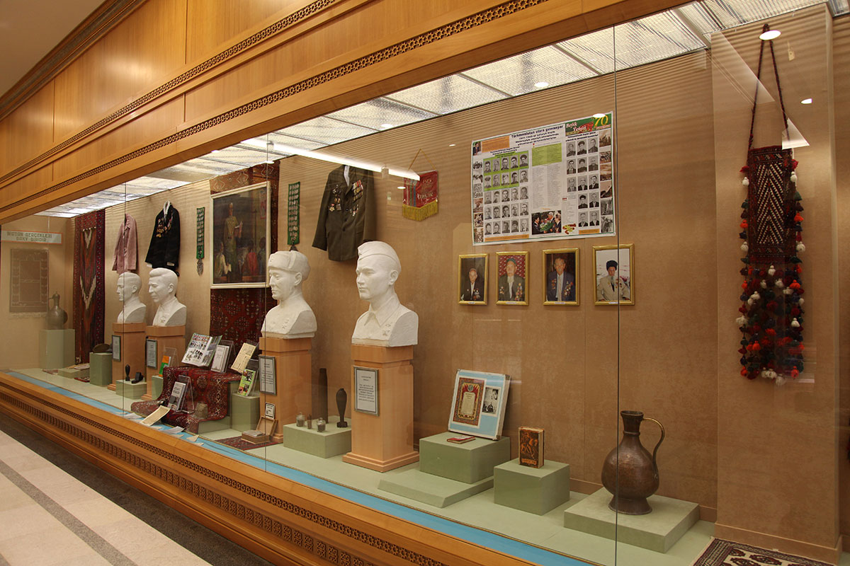 Living memory of heroes